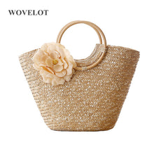 Load image into Gallery viewer, Straw Handbag Flower Design